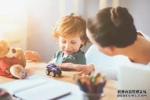 如何培養(yǎng)情商讓自己成為一個高情商的人？情商低的人有哪些特征？